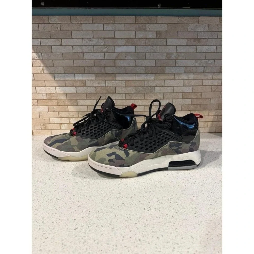 Air Jordan Maxin 200‎ Camo Mens 11 Sneakers